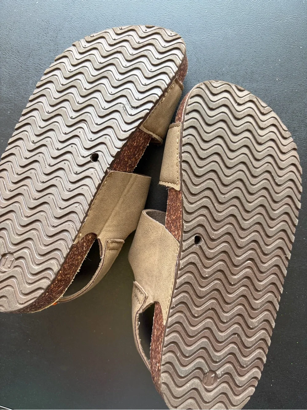 ⭐️ Little kids Brown Velcro Sandals - Comfortable Everyday Wear
